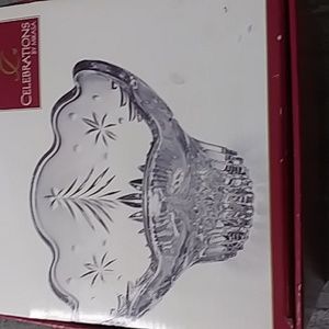 Mikasa footed bowl, 6"